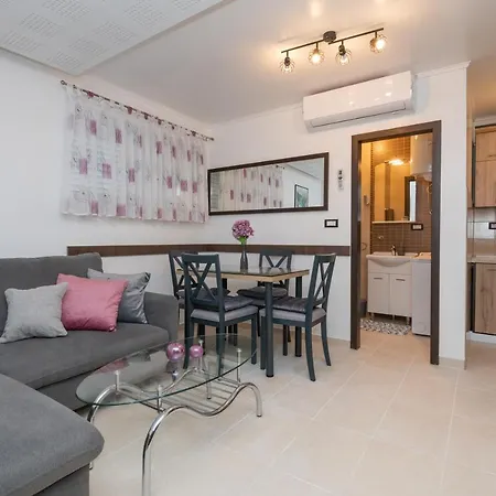 Apartment Ante Makarska
