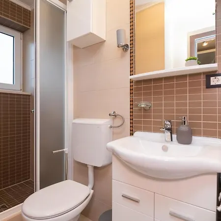 Ante Apartment